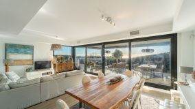 Villa for sale in Cabopino, Marbella Est