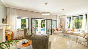 Villa for sale in Paraiso Alto, Benahavis