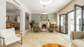 Villa for sale in Paraiso Alto, Benahavis