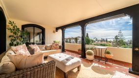 Villa for sale in El Higueral, Marbella City