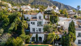 Villa for sale in Istan