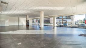 Kommersiella Lokaler for sale in Marbella - Puerto Banus