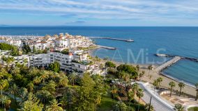 Apartamento en venta en Playas del Duque, Marbella - Puerto Banus