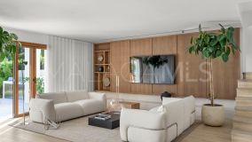 Duplex rez de chaussée for sale in Alcores del Golf, Nueva Andalucia