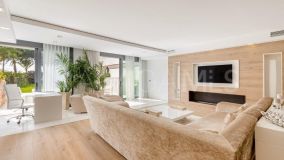 Duplex Planta Baja en venta en Gray D'Albion, Marbella - Puerto Banus