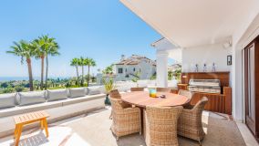 Zweistöckiges Penthouse zu verkaufen in Monte Paraiso Country Club, Marbella Goldene Meile