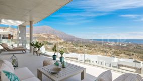 Brand-new penthouse with panoramic views and private pool in Real de la Quinta