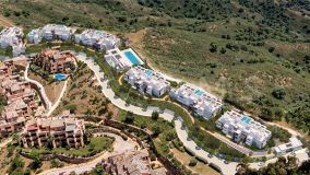 Apartment for sale in La Mairena, Marbella East