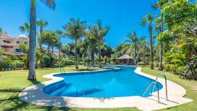 Apartamento Planta Baja en venta en Las Mimosas, Marbella - Puerto Banus