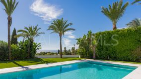 Villa for sale in Hacienda las Chapas, Marbella East