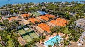 Apartment for sale in Marina Puente Romano, Marbella Golden Mile