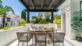 Apartment for sale in Marina Puente Romano, Marbella Golden Mile