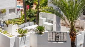 Apartment for sale in Marina Puente Romano, Marbella Golden Mile