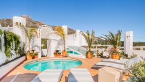 Duplex Penthouse for sale in Jardines Colgantes, Marbella Golden Mile