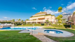 Apartamento Planta Baja en venta en La Quinta del Virrey, Marbella Golden Mile