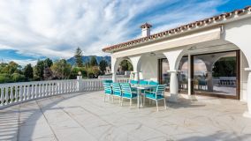 Villa zu verkaufen in El Real Panorama, Marbella Ost