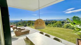 Villa a estrenar con vistas panorámicas al mar en Rio Real Golf