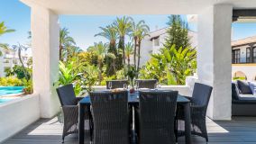 Ground Floor Apartment for sale in Puente Romano II, Marbella Golden Mile