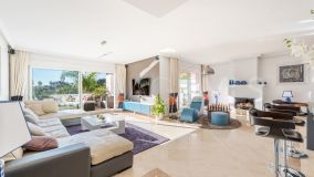 Duplex Penthouse à vendre à Los Monteros Palm Beach, Marbella Est