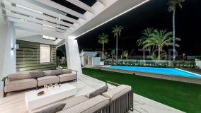 For sale Los Monteros villa with 6 bedrooms