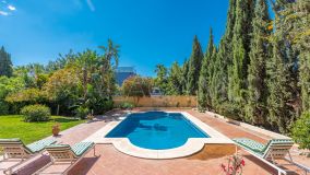 Villa for sale in Xarblanca, Marbella City