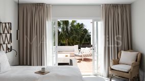 Zweistöckiges Penthouse zu verkaufen in Marina Puente Romano, Marbella Goldene Meile