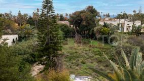 Plot for sale walking distance to the beach in Casasola