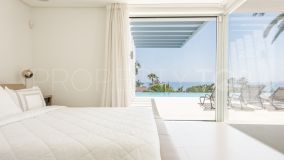 Buy 5 bedrooms villa in Marbesa