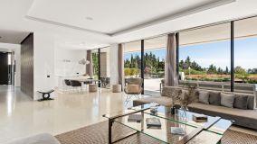 Villa for sale in Villas del Marqués, Marbella Golden Mile