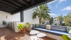 Penthouse for sale in Puente Romano II, Marbella Golden Mile