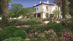 Buy villa in Ronda with 4 bedrooms
