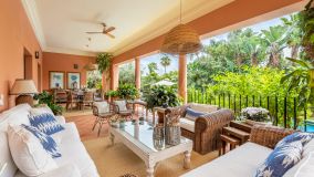 Villa for sale in Altos de Puente Romano, Marbella Golden Mile
