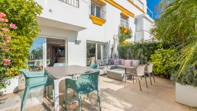 Adosado en venta en Marbellamar, Marbella Golden Mile