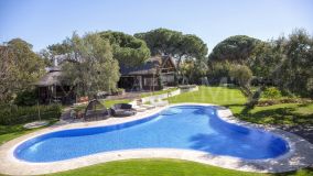 Villa en venta en El Rosario, Marbella Este