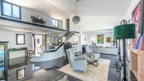 Villa for sale in Marbella Hill Club, Marbella Golden Mile