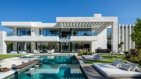 Luxury modern villa in Nueva Andalucia