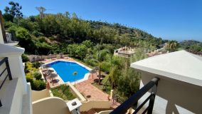 Apartment for sale in Los Arqueros, Benahavis