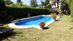 Villa for sale in Nueva Andalucia, Marbella