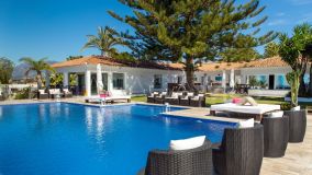 Villa for sale in Elviria, Marbella Est