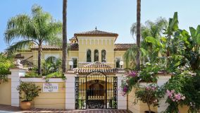 Villa zu verkaufen in El Paraiso, Estepona Ost