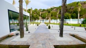 Villa for sale in Marbella Club Golf Resort, Benahavis