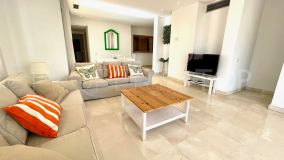 Se vende apartamento planta baja en Alcazaba Beach con 3 dormitorios