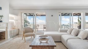Buy penthouse in Sierra Blanca with 3 bedrooms