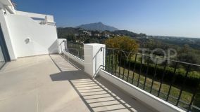 For sale El Herrojo town house with 4 bedrooms