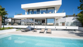 Villa en venta en Les Belvederes, Nueva Andalucia