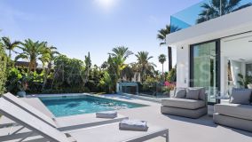 Villa en venta en Las Brisas, Nueva Andalucia