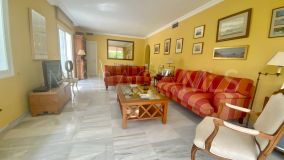 Appartement rez de chaussée for sale in Alcazaba Beach, Estepona Est