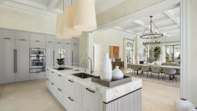 Villa for sale in Nueva Andalucia, Marbella