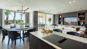 Zweistöckiges Penthouse zu verkaufen in Marina de Puente Romano, Marbella Goldene Meile