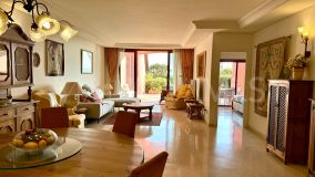 Apartamento Planta Baja en venta en Menara Beach, Estepona Este